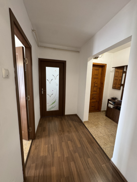 Apartament 2 camere de vânzare – cf 1A, dec, etaj 3/4, Malu Rosu