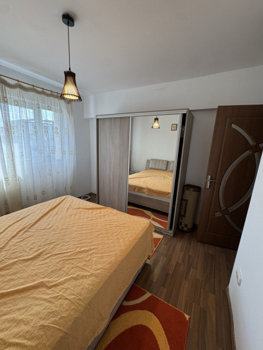 Apartament 2 camere de inchiriere – cf 1A, dec, etaj 3/4, Malu Rosu