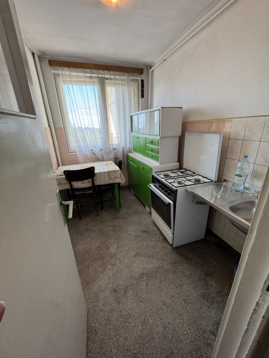 Apartament 2 camere,  cf 1, etaj 6/9, zona Sud