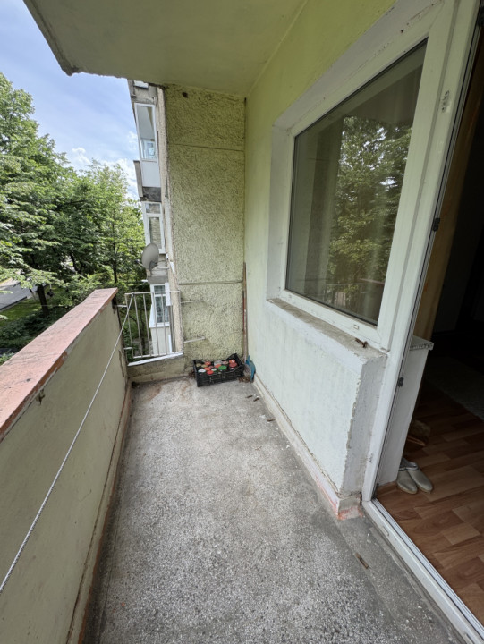 Apartament 2 camere, confort 1 semidecomandat, etaj 2/4 – poziție excelentă