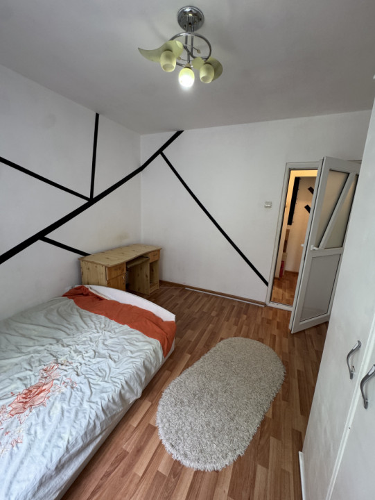 Apartament 2 camere, confort 1 semidecomandat, etaj 2/4 – poziție excelentă
