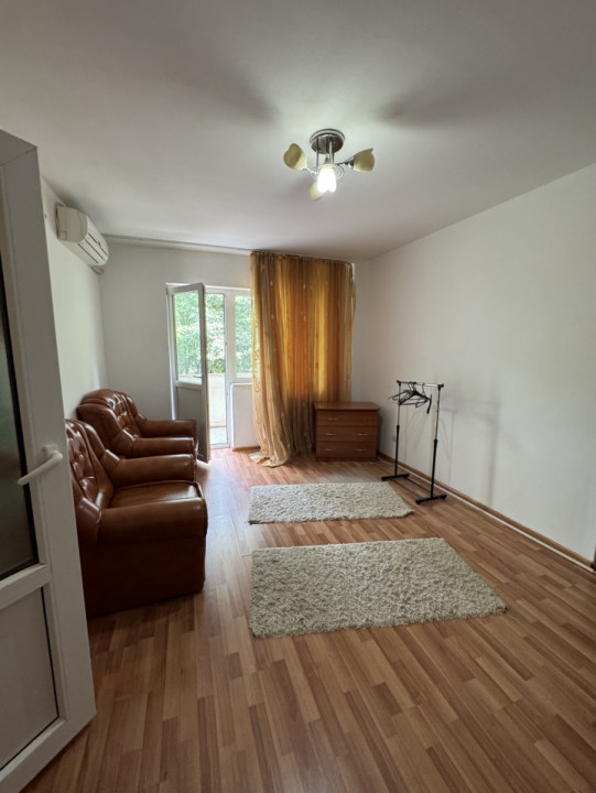 Apartament 2 camere, confort 1 semidecomandat, etaj 2/4 – poziție excelentă