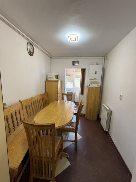Apartament 3 cam, cf 1, dec, etaj 3/4, Malu Rosu