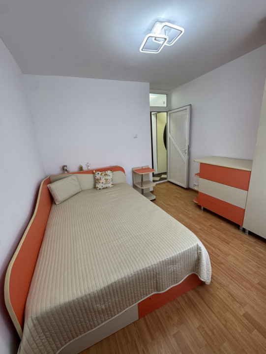 Apartament 3 cam, cf 1, dec, etaj 3/4, Malu Rosu