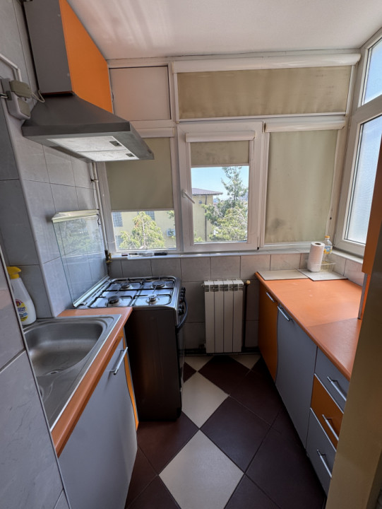 Apartament 3 cam, cf 1, dec, etaj 3/4, Malu Rosu