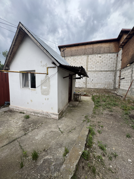 Casa cu teren 129 mp, Mihai Bravu