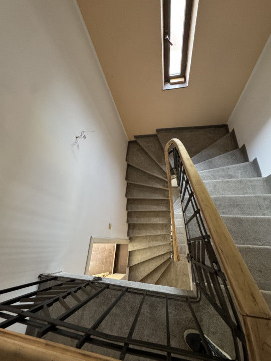 Clădire multifuncțională, D+P+ Et 1 + M+ Pod, Ultracentral- Bulevard