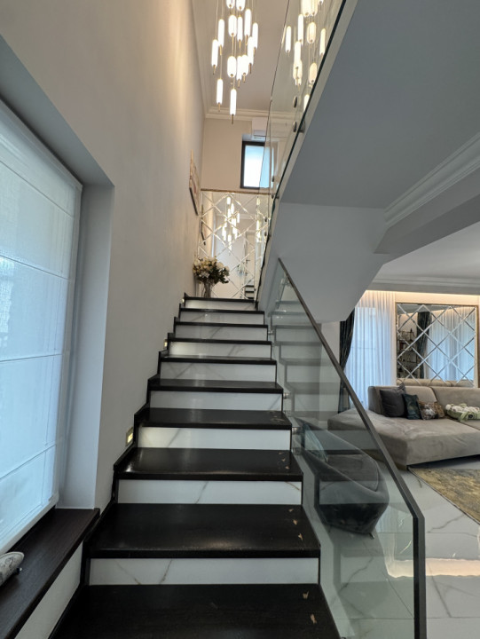 Vilă modernă P+1+Pod, edificată în 2023, complet mobilată și utilată in Paulesti