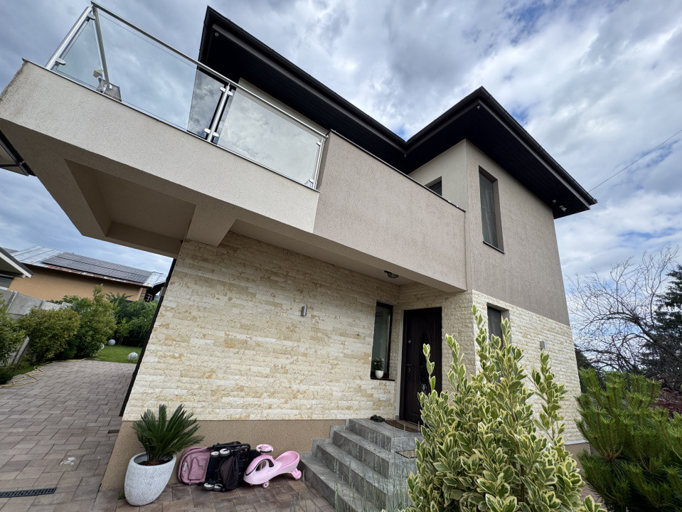 Vilă modernă P+1+Pod, edificată în 2023, complet mobilată și utilată in Paulesti