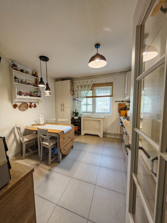 Apartament 2 camere decomandat, complet renovat și mobilat premium – Tineretului