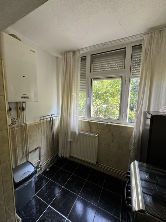 Apartament 2 cam, parter/4, Carol Davila