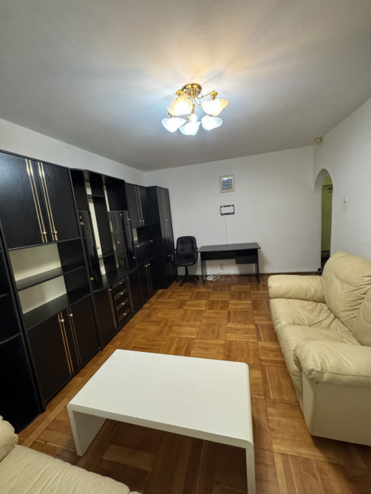 Apartament 2 cam, parter/4, Carol Davila