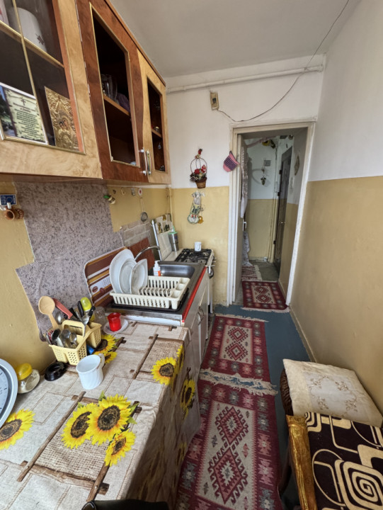 Apartament 2 cam, cf 2, etaj 4/4, Vest