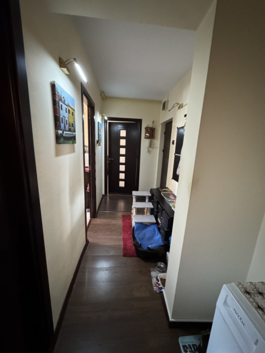 Apartament 2 camere, etaj 6/8, Malu Rosu