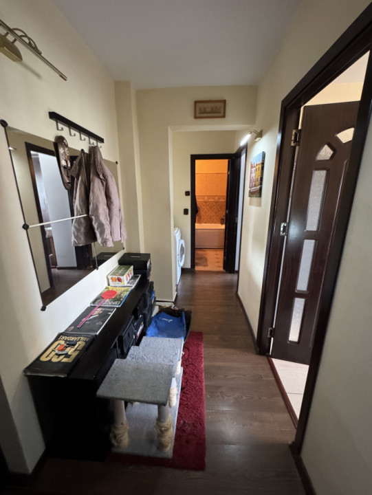 Apartament 2 camere, etaj 6/8, Malu Rosu