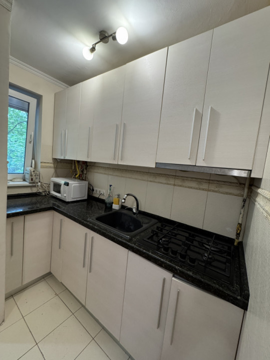 Apartament 2 camere de închiriat – Zona Bulevardului | Etaj 1 | Complet mobilat
