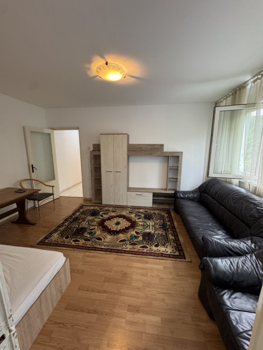 Apartament 2 cam, cf 2, etaj 2/4, Vest - Marasesti