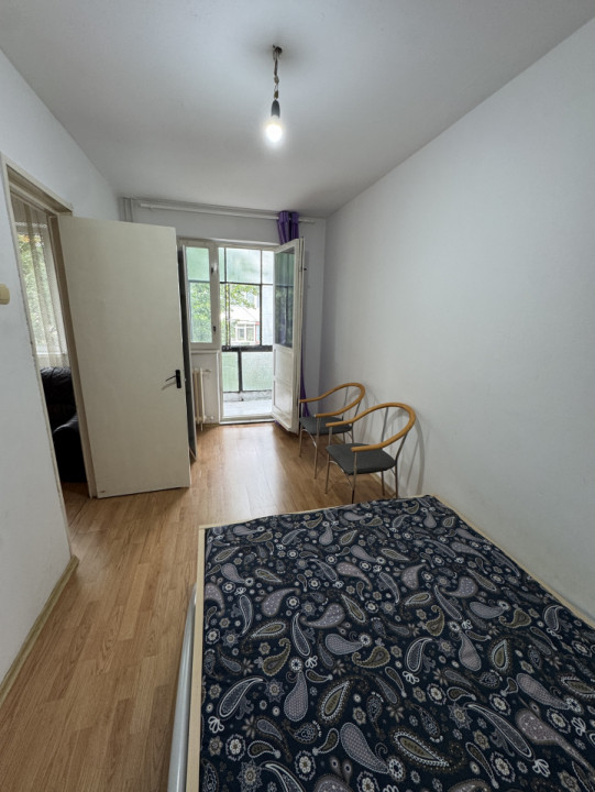 Apartament 2 cam, cf 2, etaj 2/4, Vest - Marasesti
