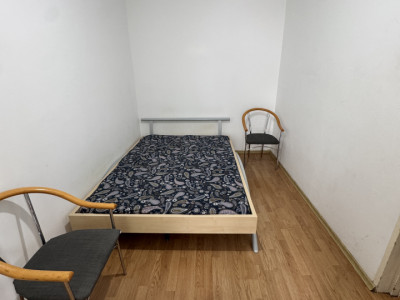 Apartament 2 cam, cf 2, etaj 2/4, Vest - Marasesti