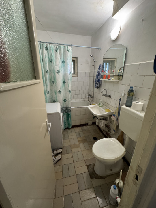 Apartament 3 camere, cf 1A, semidec, parter/4, Republicii- C-tin Brezeanu