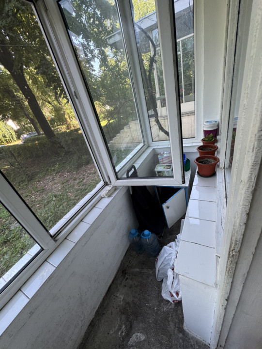 Apartament 3 camere, cf 1A, semidec, parter/4, Republicii- C-tin Brezeanu