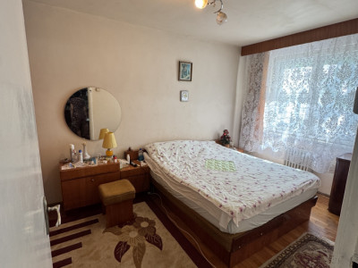Apartament 3 camere, cf 1A, semidec, parter/4, Republicii- C-tin Brezeanu