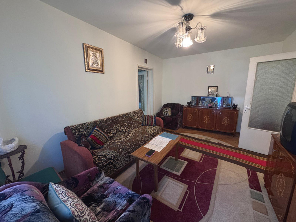 Apartament cu 2 camere, conf 1 semidec în zona Nord 