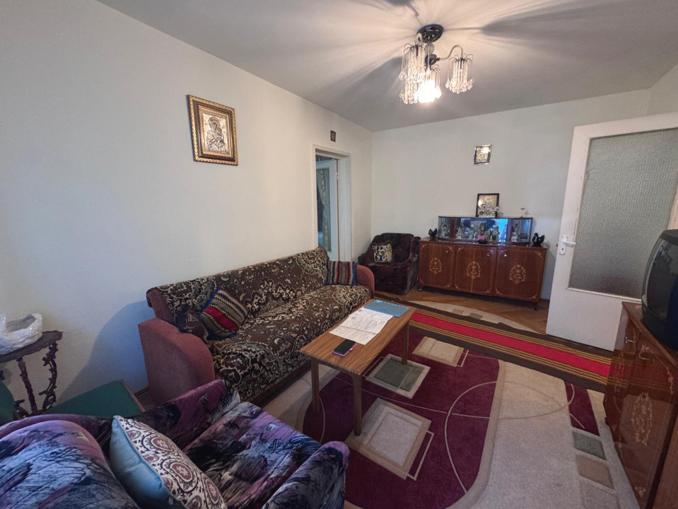 Apartament cu 2 camere, conf 1 semidec în zona Nord 