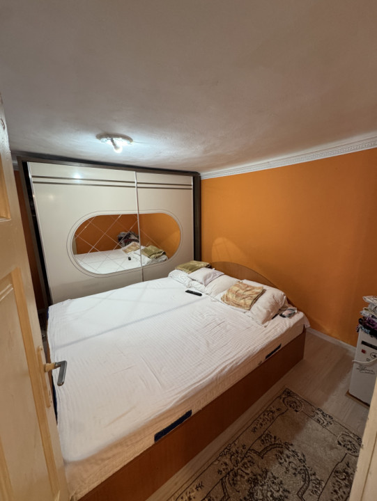 IMOBIL DE VÂNZARE – 2 CORPURI DE CASĂ | TEREN 285 MP | TOATE UTILITĂȚILE
