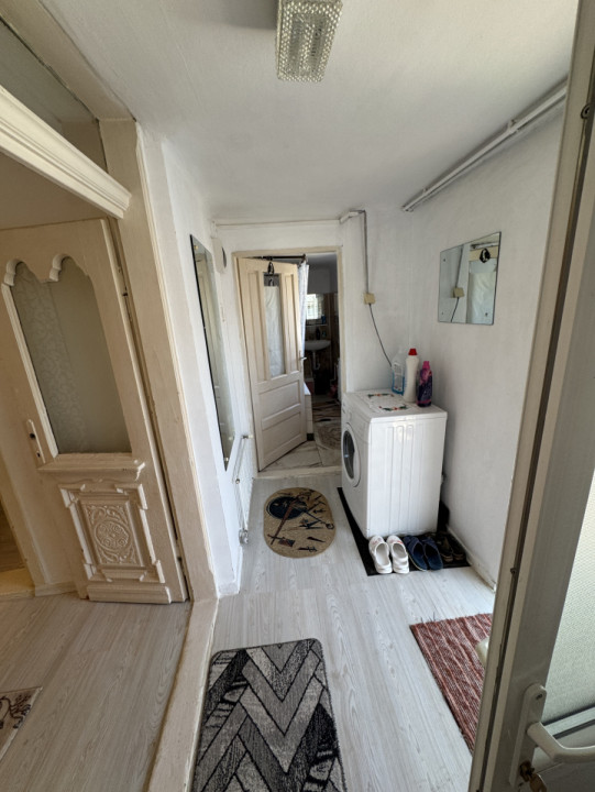 IMOBIL DE VÂNZARE – 2 CORPURI DE CASĂ | TEREN 285 MP | TOATE UTILITĂȚILE