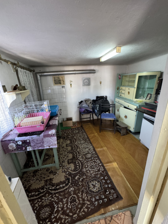 IMOBIL DE VÂNZARE – 2 CORPURI DE CASĂ | TEREN 285 MP | TOATE UTILITĂȚILE