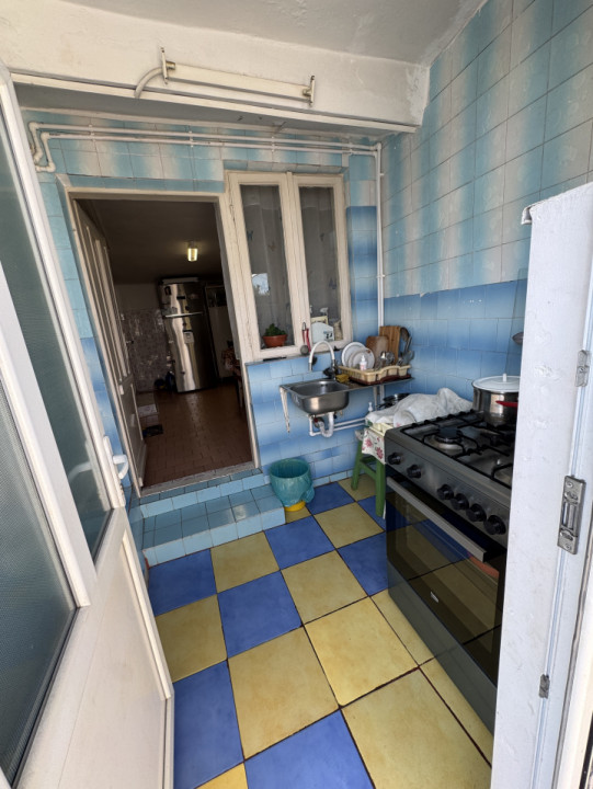 IMOBIL DE VÂNZARE – 2 CORPURI DE CASĂ | TEREN 285 MP | TOATE UTILITĂȚILE