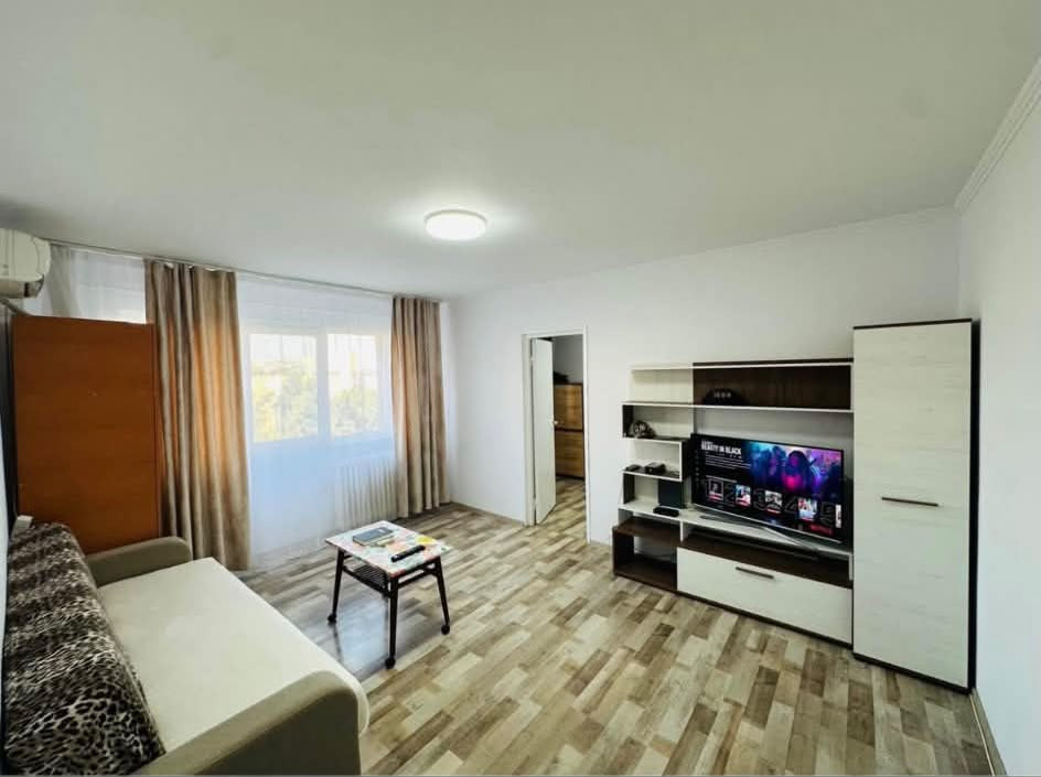 Apartament 2 camere | Confort 2 | Etaj 4/4 | Vest