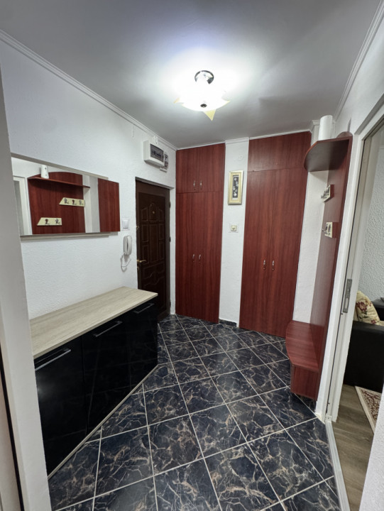 Apartament 2 camere de închiriat – Confort 1A, Etaj 1/4, Ultracentral