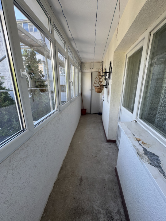 Apartament 2 camere de vânzare | Etaj 1 | Bloc 1984| Zona 9 Mai - Piata
