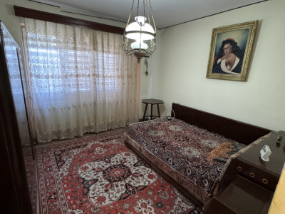 Apartament 2 camere de vânzare | Etaj 1 | Bloc 1984| Zona 9 Mai - Piata