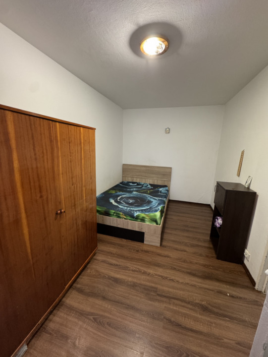 Apartament 2 cam, cf 2, etaj 4/4, Malu Rosu