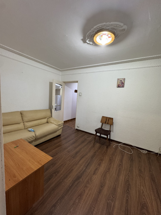 Apartament 2 cam, cf 2, etaj 4/4, Malu Rosu