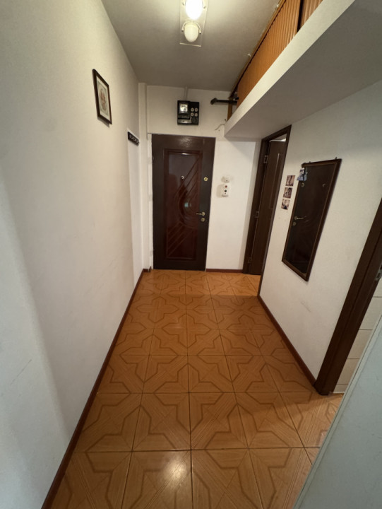 Apartament 2 cam, cf 2, etaj 4/4, Malu Rosu
