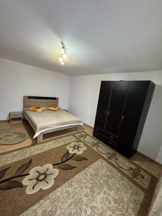 Garsonieră spațioasă, etaj 3/8, renovată complet, zona Cantacuzino